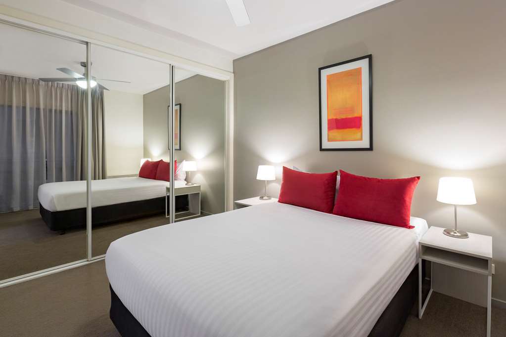 Adina Apartment Hotel St Kilda Melbourne Room photo