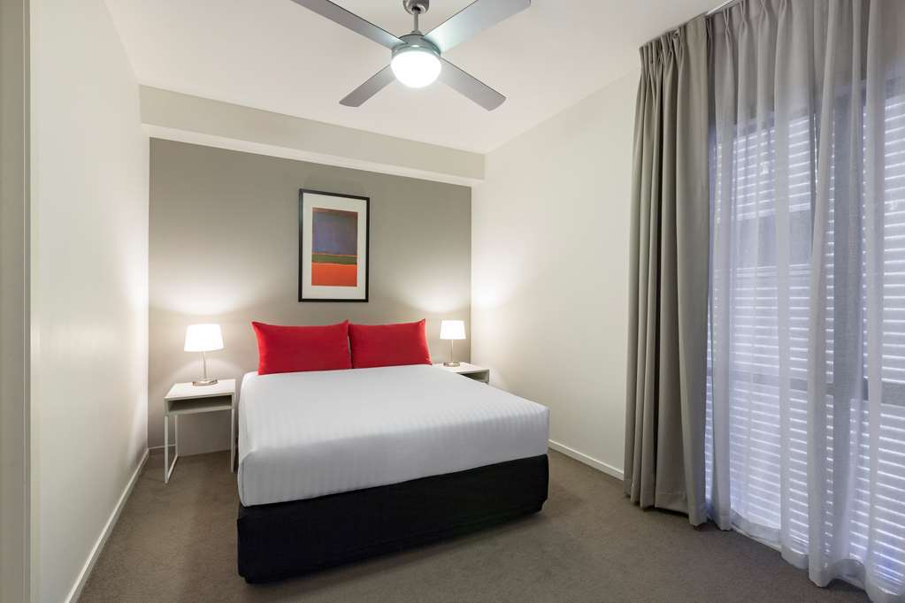 Adina Apartment Hotel St Kilda Melbourne Room photo